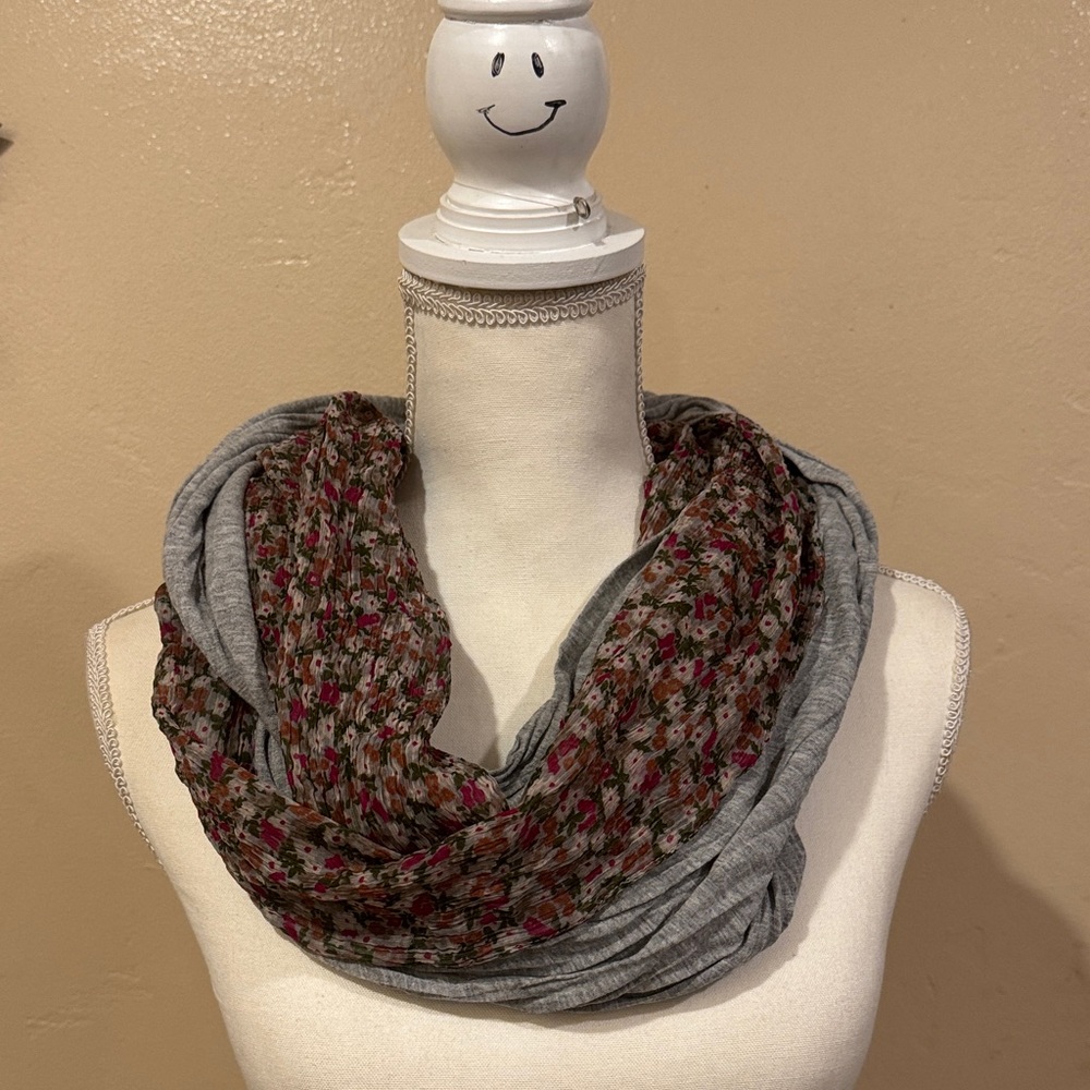 Steve Madden Floral Gray and Brown Scarf